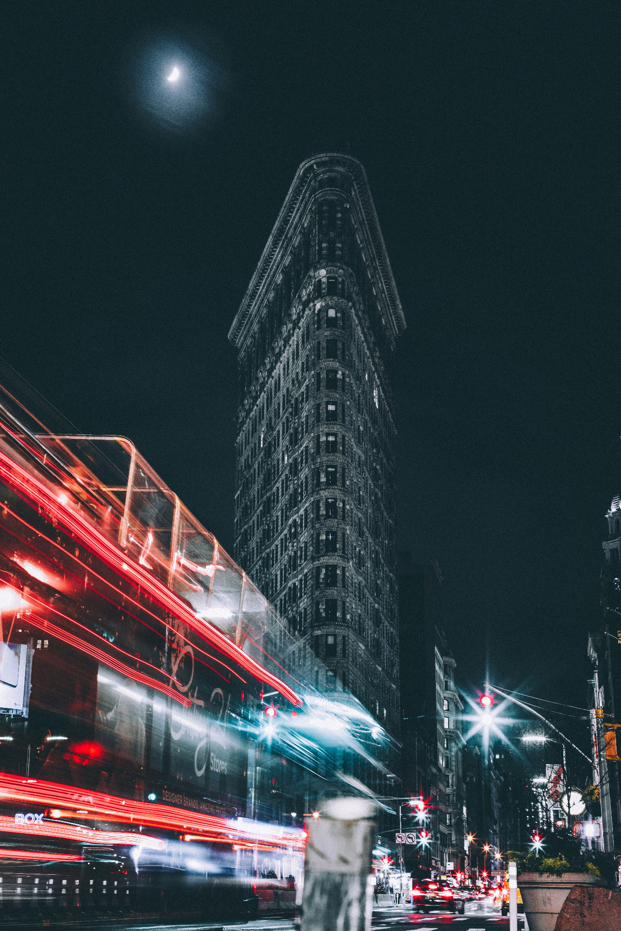 Flatiron Building at night